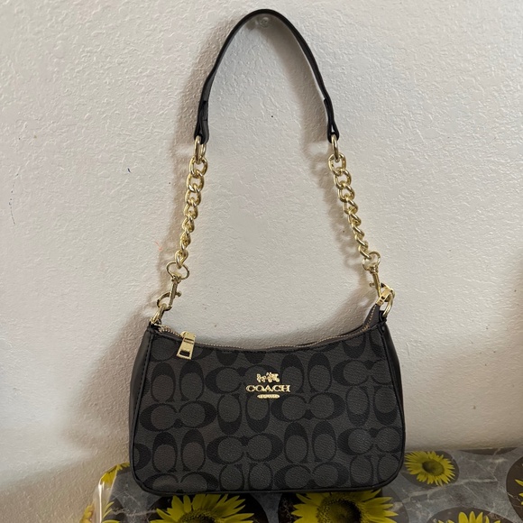 Coach Black Signature Shoulder Bag with Gold Chain Strap - Picture 1 of 3